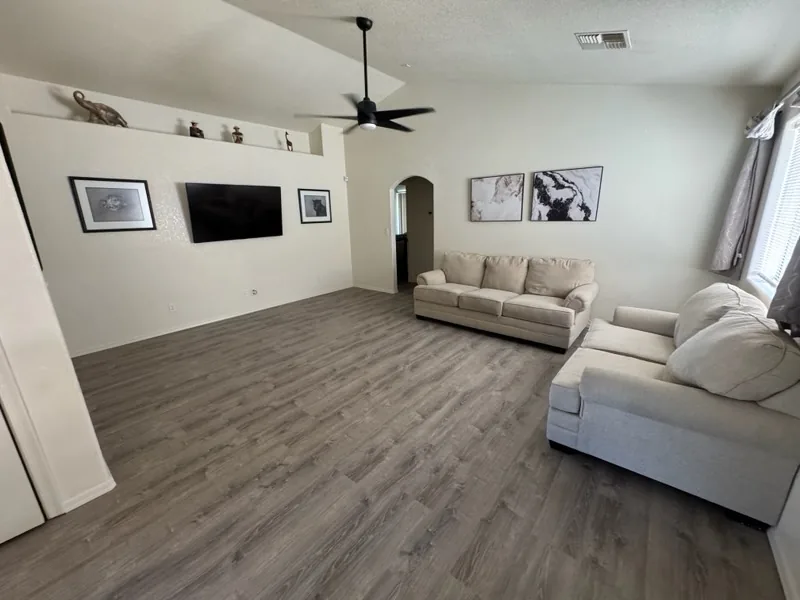 Finished living room - Extreme Maintenance, Bullhead City AZ